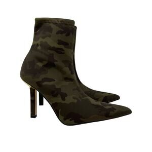 Good American High Kickstand Bootie Size 7 Camo Neoprene GA116N-X